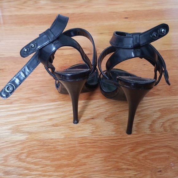 Steve Madden Black Strappy Heels - Picture 2 of 5